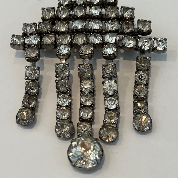 Art Deco Brooch Cascade Clear Rhinestones C clasp Sparkly - Picture 11 of 12